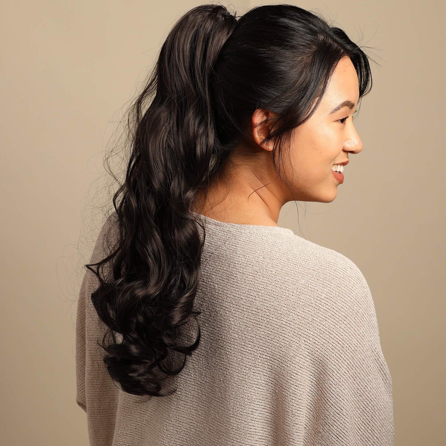 Extensiones de Cabello Efecto Natural 55cm - Claw Clips®